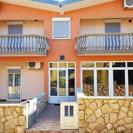 Appartement In Insel 36096