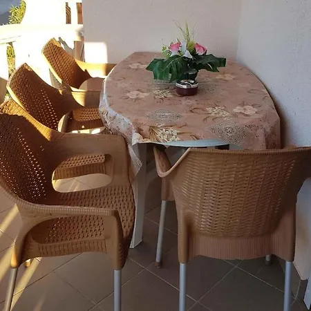 In Insel 36096 Appartement