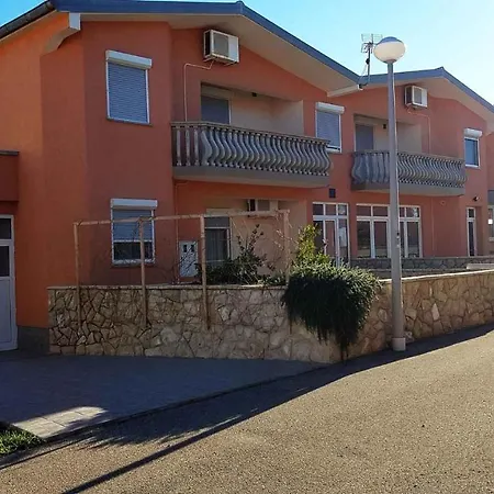 Appartement In Insel 36096