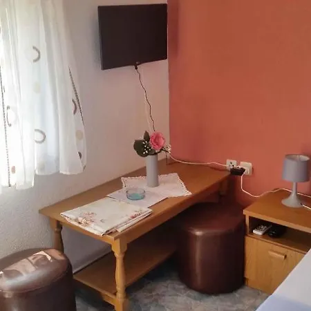 In Insel 36096 Appartement *