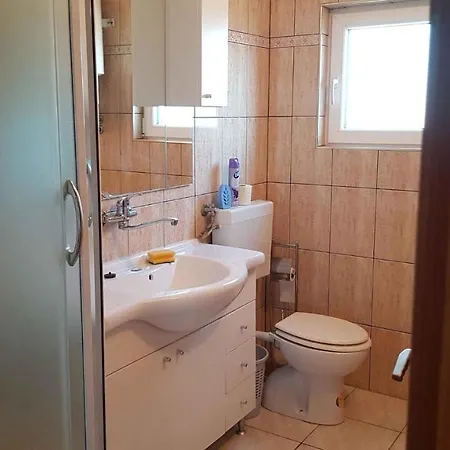 Appartement In Insel 36096 Vir
