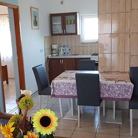 In Insel 36096 Appartement *
