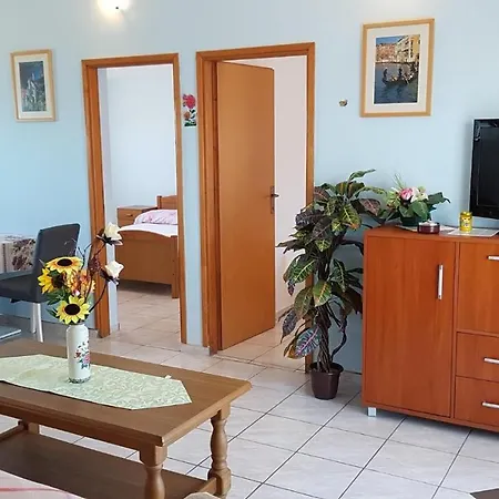 In Insel 36096 Appartement
